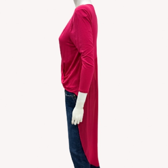 So Fabulous Bebe High Low Twist Top - Picture 3 of 8